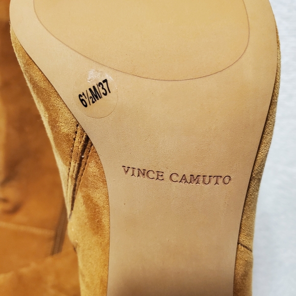 VINCE CAMUTO Kashleigh Pointed Toe Knee High Boot - Picture 12 of 15